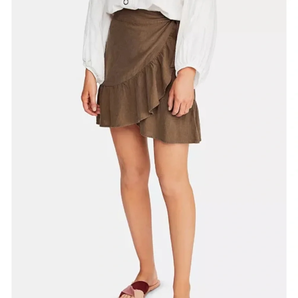 FREE PEOPLE Linen Ruffle Mini Wrap Skirt Size 0